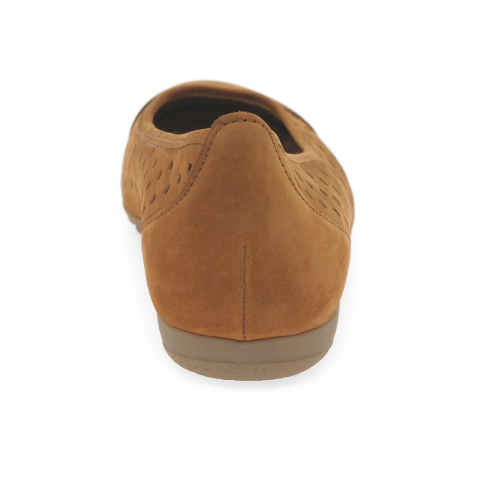 Brandy Nubuck Gabor | Chaussures Décontractées Exclusives à Volants Pour Femmes Avec Détails Perforés